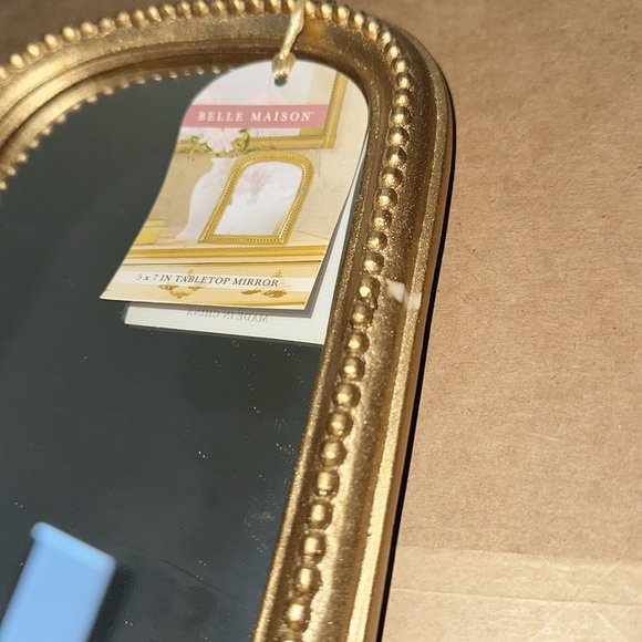 [NWT] Vintage Design 5x7 Gold Tabletop Mirror - Picture 4 of 4